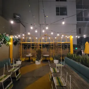 The best way to feel caged in!