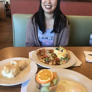 Broccoli, Ham and Cheese Omelet & Scramble