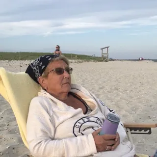 Paula W.