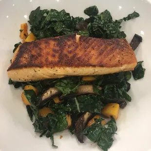 food, grilled seafood, fish, seafood, grilled fish