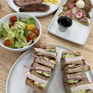 the Cali club sandwich
