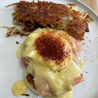 salmon benedict