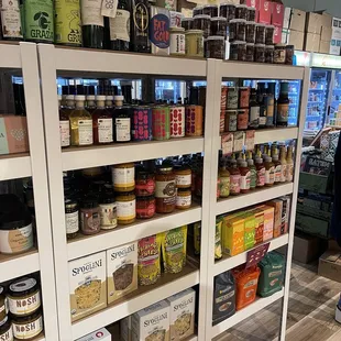 Pasta &amp; hot sauces