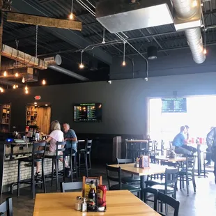 Restaurant/bar area