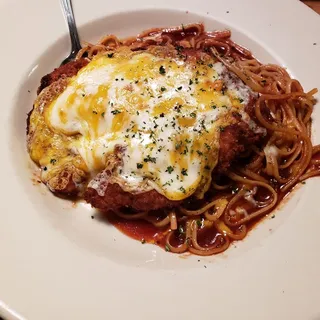 Chicken Parma-Que