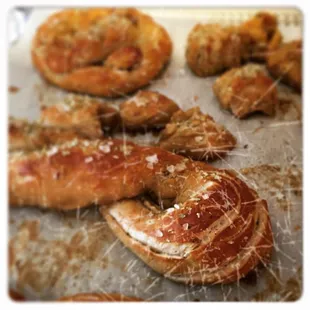 Spent grain soft pretzels with hop salt topping