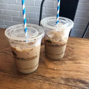 Iced coffee with vanilla, iced coffee with caramel