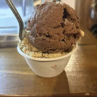 vegan chocolate and vegan cookie butter... delicious!