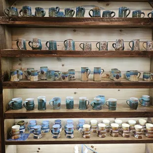 Turtle farm pottery