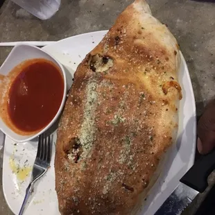 Calzone was great and toppings didn&apos;t break the bank