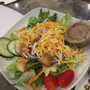 Salad dressing wasn&apos;t great but salad was