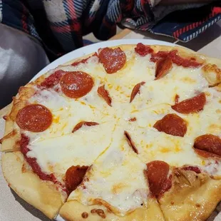 Pepperoni pizza