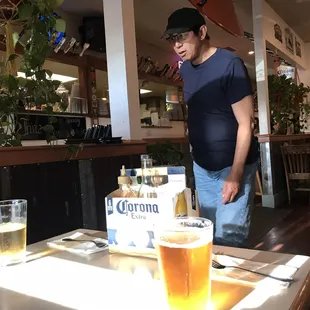 4/23/2019:  We're back-AGAIN~LOL . . . Another devouring INHALING SESSION!