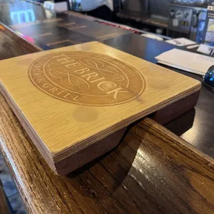 Ingenious bar rail leveler for your meal - smart