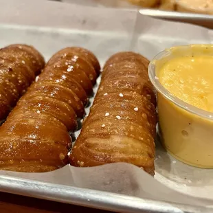 Pretzels and beer cheese.