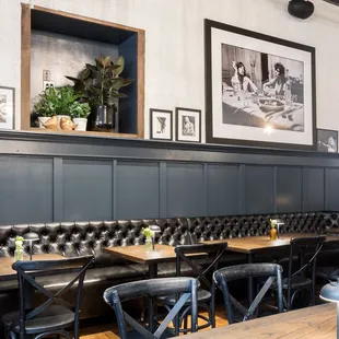 Iconic Rolling Stone dinner photo