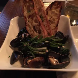 Mussels $13