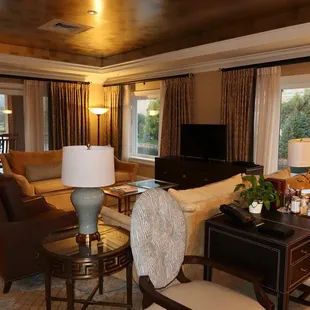 The beautifully appointed living room and dining area were equally impressive.