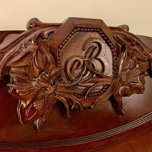 Bed headboard