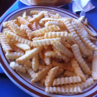 Crinkle cut fries