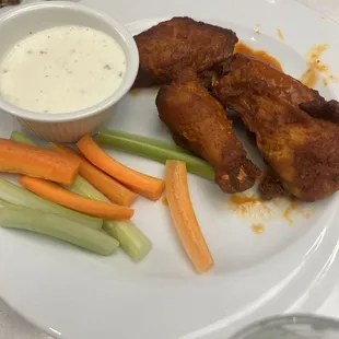 food, chicken, chicken wings, chicken wings and fried chicken, fried chicken, poultry, bbq wings, fried chicken wings, bbq chicken