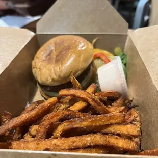 Falafel burger