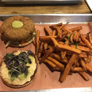 Falafel Burger (vegan)