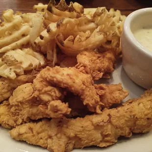 Five piece chicken tenders, cottage fries, and cream gravy. They really know how to fry!
