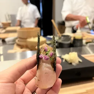 Nodoguro wrapped in seaweed