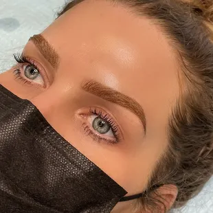 Ombré Brows (Permanent Brows)
