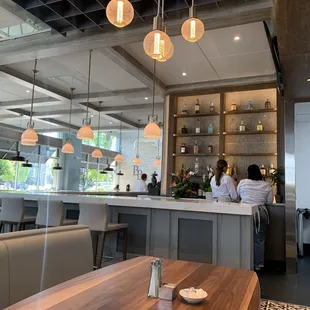 Bar counter seating