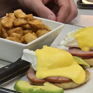 Cajun Eggs Benedict
