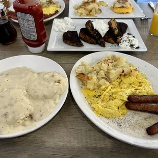 Combo includes breakfast meat, eggs, and hash browns. Very tasty!