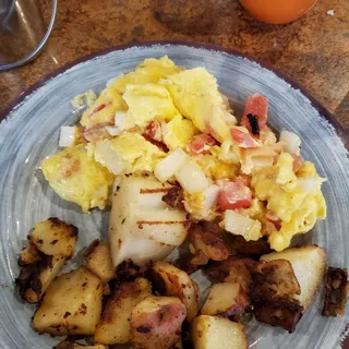 Smoked Salmon Scramble