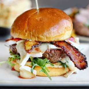 Strawberry &amp; Brie Burger  @stylemefood