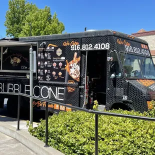 Truck @ Folsom Outlets