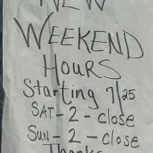 a sign on the window of a restaurant