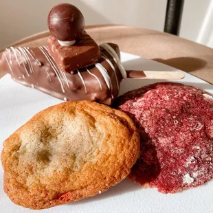 Cheesecake pop, oreo cheescake stuffed red velvet cookie, peanut butter m&amp;m cookie