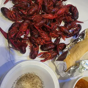 Live crawfish.. finally!