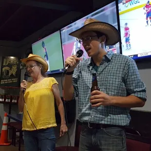 Our very favorite Michigan peeps!