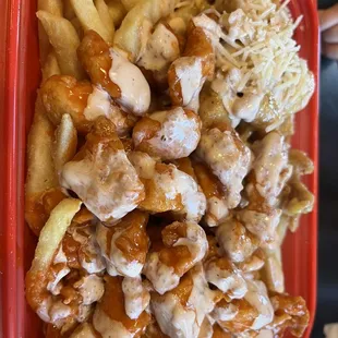 Half buffalo half garlic Parmesan fries. Yum!
