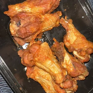 Dryyyyy. Like WTH!!  Wings are really hard EXTRA fried and super dry it&apos;s like you spray the buffalo sauce only. Ridiculous!!