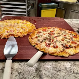 food, pizza