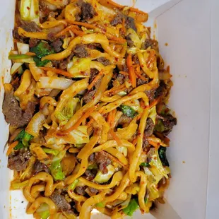 Hand pulled noodles - beef