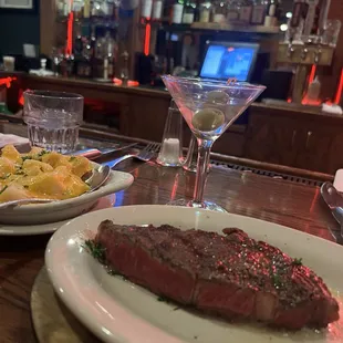 The Rib Eye and Au Gratin potatoes.