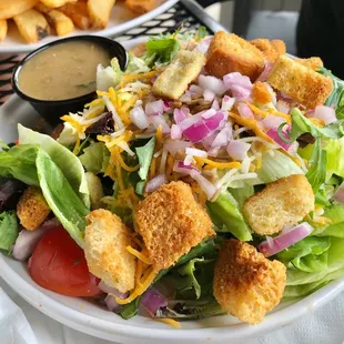 Half house salad