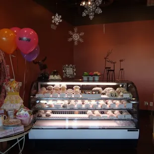 The Bundt Shoppe's many flavors.