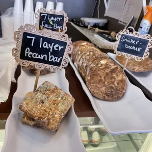 Pecan bars