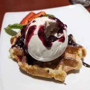 Belgian Waffle With Vanilla Gelato