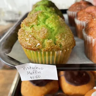 Pistachio Muffin